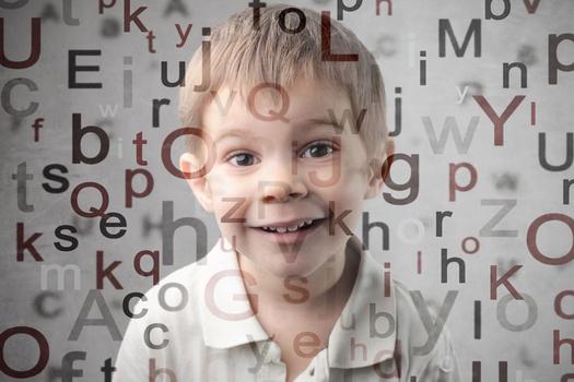 Как правильно воспитать ребёнка билингва