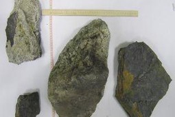 Со дна озера Чебаркуль подняли еще один фрагмент метеорита