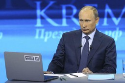 Владимир Путин: вопрос о будущем ЕГЭ должны решать специалисты