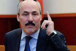 Рамазан Абдулатипов назвал позором организацию ЕГЭ в Дагестане