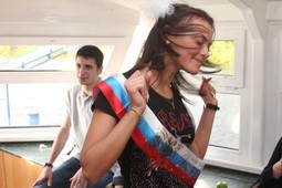 Власти Москвы запретили школьникам праздновать последний звонок и выпускной на теплоходе