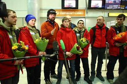 Участники экспедиции "На лыжах - к Северному полюсу!" вернулись в Москву