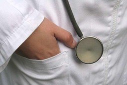 Заксобрание поддержало законопроект о дополнительных стипендиях для студентов- медиков принятых по целевому набору