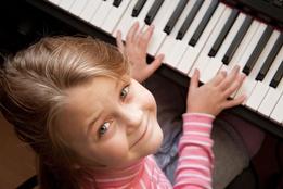 Зачем ребенку нужны занятия музыкой?