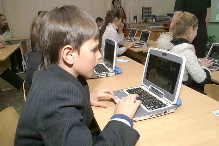 Как компьютер помогает в учебе современному школьнику