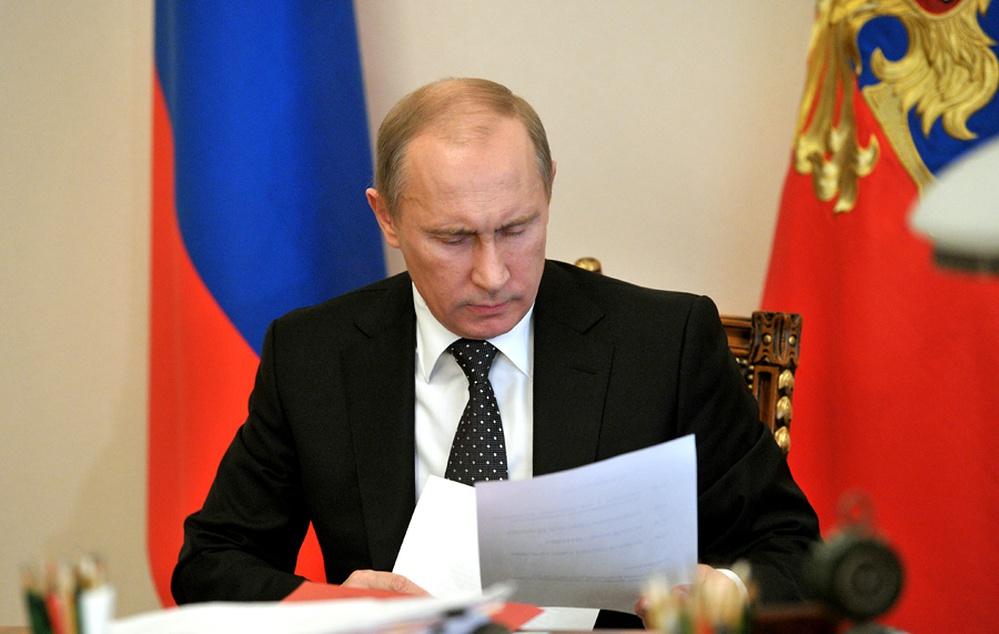 Владимир Путин подписал закон о ...