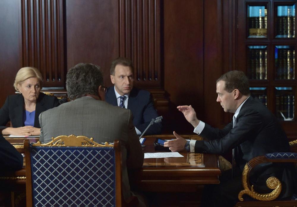 Дмитрий Медведев рассчитывает, что ЕГЭ ...